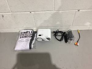 lot 439 image: Roconia Mini Projector G3 Full HD 1080P
