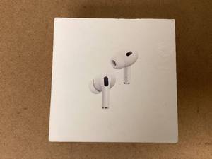 lot 62 image: AirPods Pro (2nd generation)