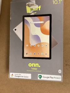 lot 66 image: Surf Onn. 10.1 Tablet, 32GB, (2024 Model)