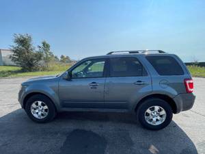 2011 Ford Escape Limited - AWD