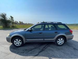 2005 Subaru Outback 2.5I - AWD - 2 OWNERS