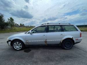2005 Volkswagen Passat GLS TDI - 1 OWNER - DIESEL