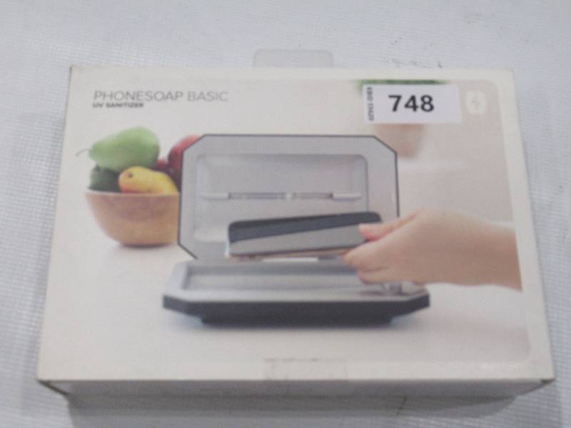 lot 748 image: PhoneSoap Basic UV Cell Phone Sanitizer and Charger Black