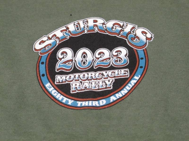 lot 417 image: NEW Mens Gildan Ultra Cotton 2023 Sturgis Rally Short Sleeve T-Shirt - Green - Medium