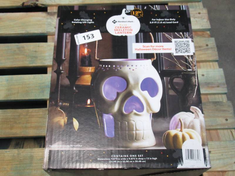lot 223 image: Members Mark Ceramic Skeleton Lantern - White
