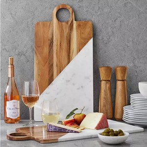 lot 320 image: NEW Members Mark Rectangular Marble & Wood Serving Board