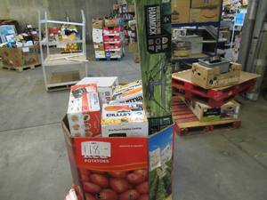 lot 118 image: Pallet of Store Overstock Store and Ecommerce Product and Returns