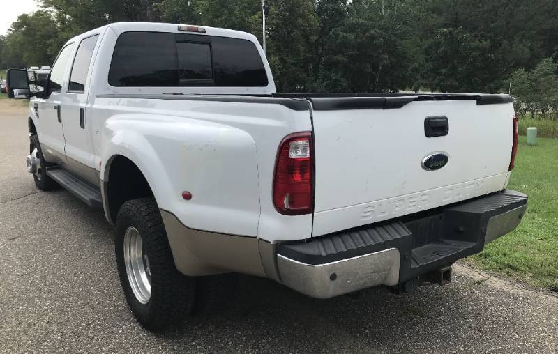 lot 1 image: 2008 Ford F350 SD Dually 4x4 Diesel