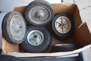 Lawn mower wheels