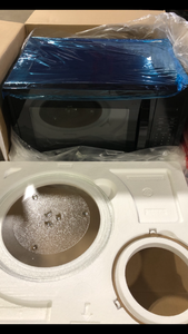 Magic Chef 1.6 cu. ft. Countertop Microwave in Black with Gray Cavity  Customer Returns See Pictures