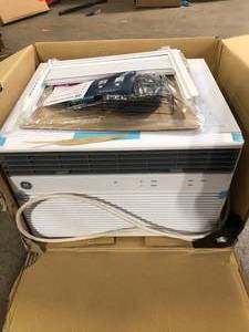 GE 8,000 BTU 115-Volt Smart Window Air Conditioner for 350 Sq. Ft. in White with Wi-Fi and Remote Customer Returns See Pictures
