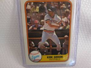 lot 17 image: 1981 Fleer Kirk Gibson Rookie Card...