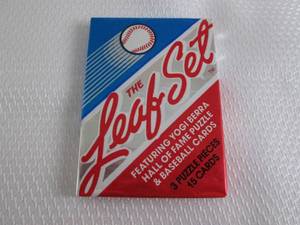 lot 34 image: 1990 Leaf Series 2 Baseball Pack...