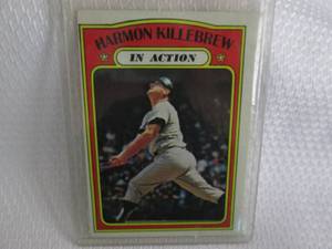 lot 37 image: 1972 Topps Harmon Killebrew In Acti...