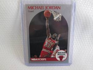 lot 70 image: 1990-91 NBA Hoops Michael Jordan  C...