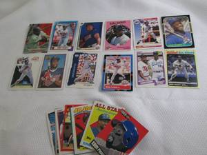 lot 74 image: Assorted Kirby Puckett Cards...