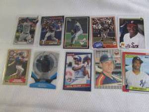 lot 106 image: Assorted Baseball Rookie Cards...