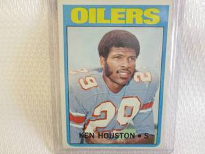 lot 112 image: 1972 Topps Ken Houston Card...