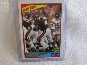 lot 131 image: 1984 Topps Walter Payton  Card...