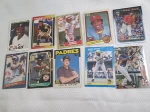 lot 180 image: Assorted Baseball Rookie Cards ...