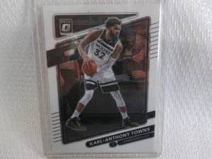 lot 216 image: 2021-22 Optic Karl Anthony Towns Ca...