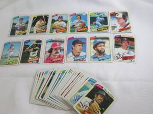 lot 244 image: 1980 Topps Baseball Cards...