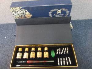 lot 352 image: 2- 20-Piece Daveliou Complete Calli...