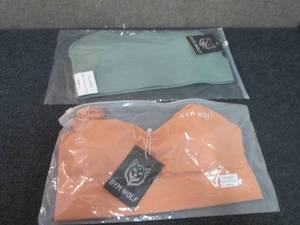 lot 372 image: 2 Large Gym Wolf Sports Bras NWT...