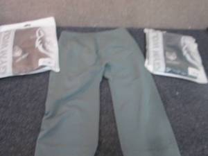 lot 391 image: 3- NWT Gym Wolf Small High Waist Sc...
