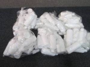 lot 425 image: 6 pks Small Plastic Spritz Bottles...