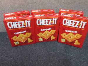 lot 478 image: 6- 7 oz Cheez-It Original best date...