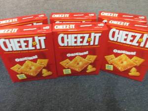 lot 483 image: 6- 7 oz Cheez-It Original best date...