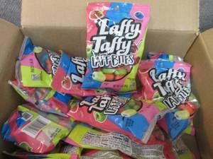 lot 509 image: 12- 3 oz Laffy Taffy Laff Bites...