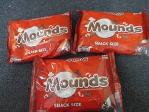 lot 518 image: 3- 11.3 oz Mounds Snack Size...
