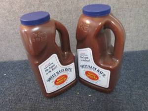 lot 542 image: 2- 64 oz Sweet Baby Rays Honey Sira...