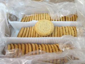 lot 573 image: EE 72 ct FROZEN Homestyle Peanut Bu...