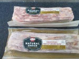 lot 579 image: AA 2- 1lb 4 oz FROZEN Hormel Natura...