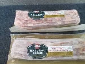 lot 582 image: AA 2- 1lb 4 oz FROZEN Hormel Natura...
