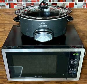 Magic Chef Microwave Model HMM1110ST and Rival SmartPot Crock Pot