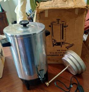lot 22 image: Large Electric Coffee Urn