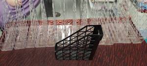 lot 39 image: 18 ct Plastic Magazine Holders