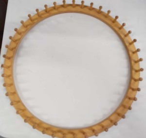 lot 113 image: 16 Inch Round Knitting Loom