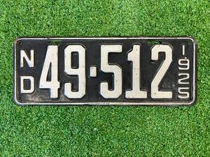 lot 20 image: 1925 ND License Plate