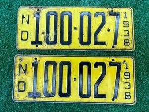 lot 38 image: 1938 ND Matched Pair License Plates - 100