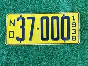 lot 39 image: 1938 ND License Plate - 000