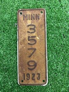 lot 50 image: 1923 MN Motorcycle License Plate