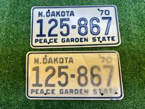 lot 70 image: 1970 ND License Plate Pair (Never Used)