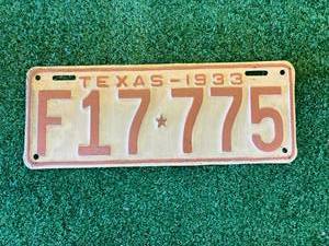 lot 122 image: 1933 Texas License Plate