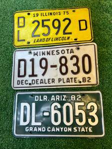 lot 149 image: Dealer License Plates - Illinois, Minnesota & Arizona