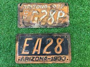 lot 154 image: 1932 & 1933 Arizona License Plates